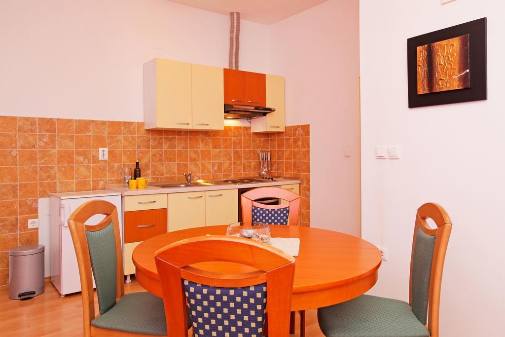 Guest House Kod Peskarije Vela Luka Szoba fotó