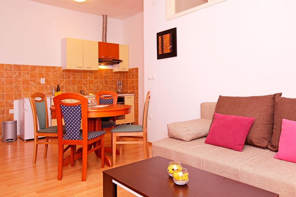 Guest House Kod Peskarije Vela Luka Szoba fotó